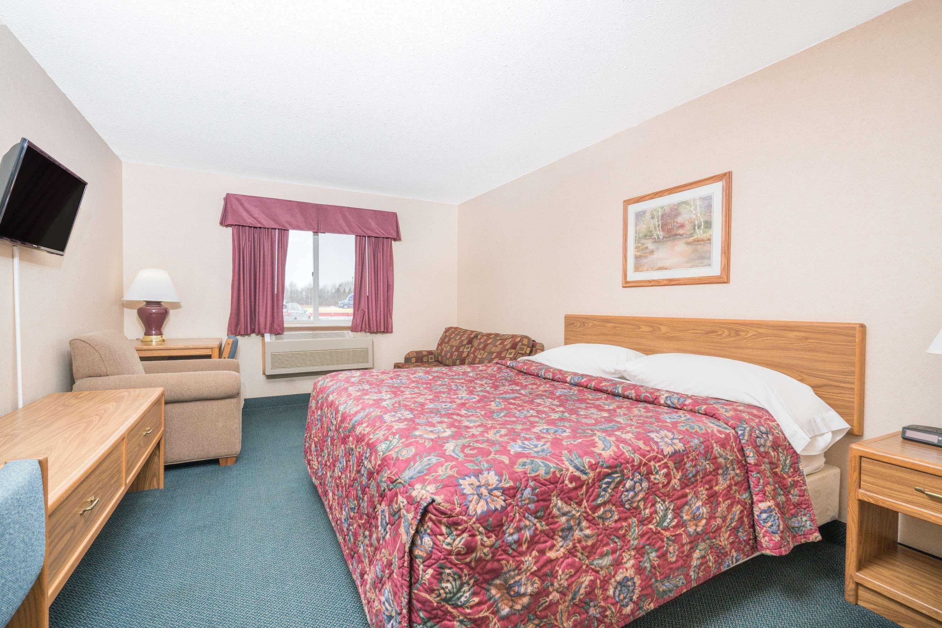 Super 8 By Wyndham Superior Wi Hotell Exteriör bild