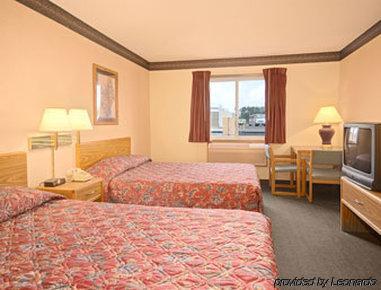 Super 8 By Wyndham Superior Wi Hotell Rum bild